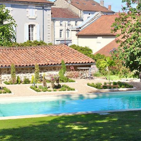 La Chataigne Villa Piegut-Pluviers Bagian luar foto