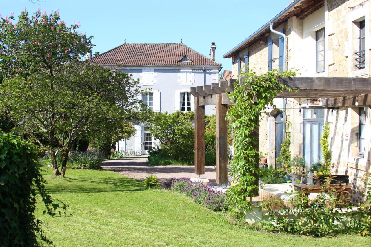 La Chataigne Villa Piegut-Pluviers Bagian luar foto