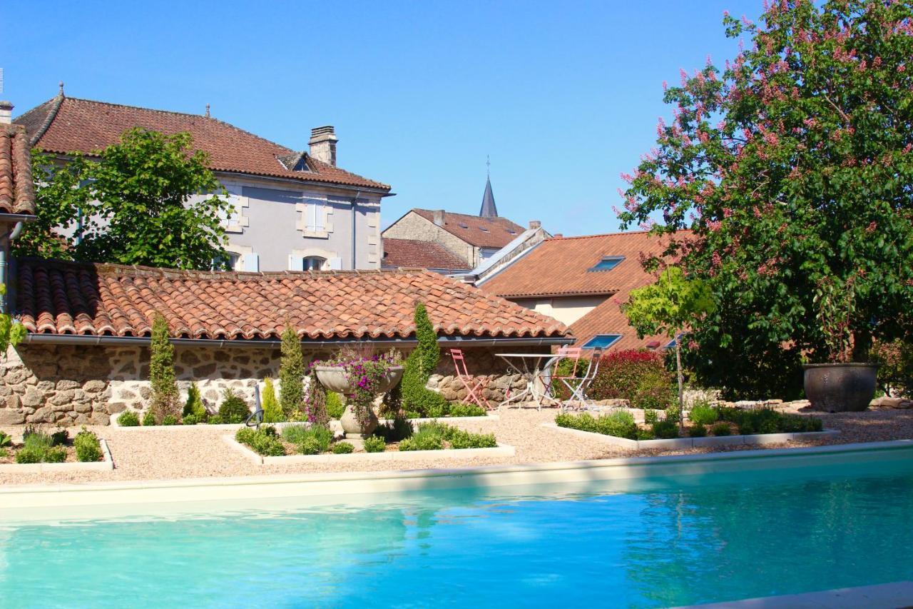 La Chataigne Villa Piegut-Pluviers Bagian luar foto